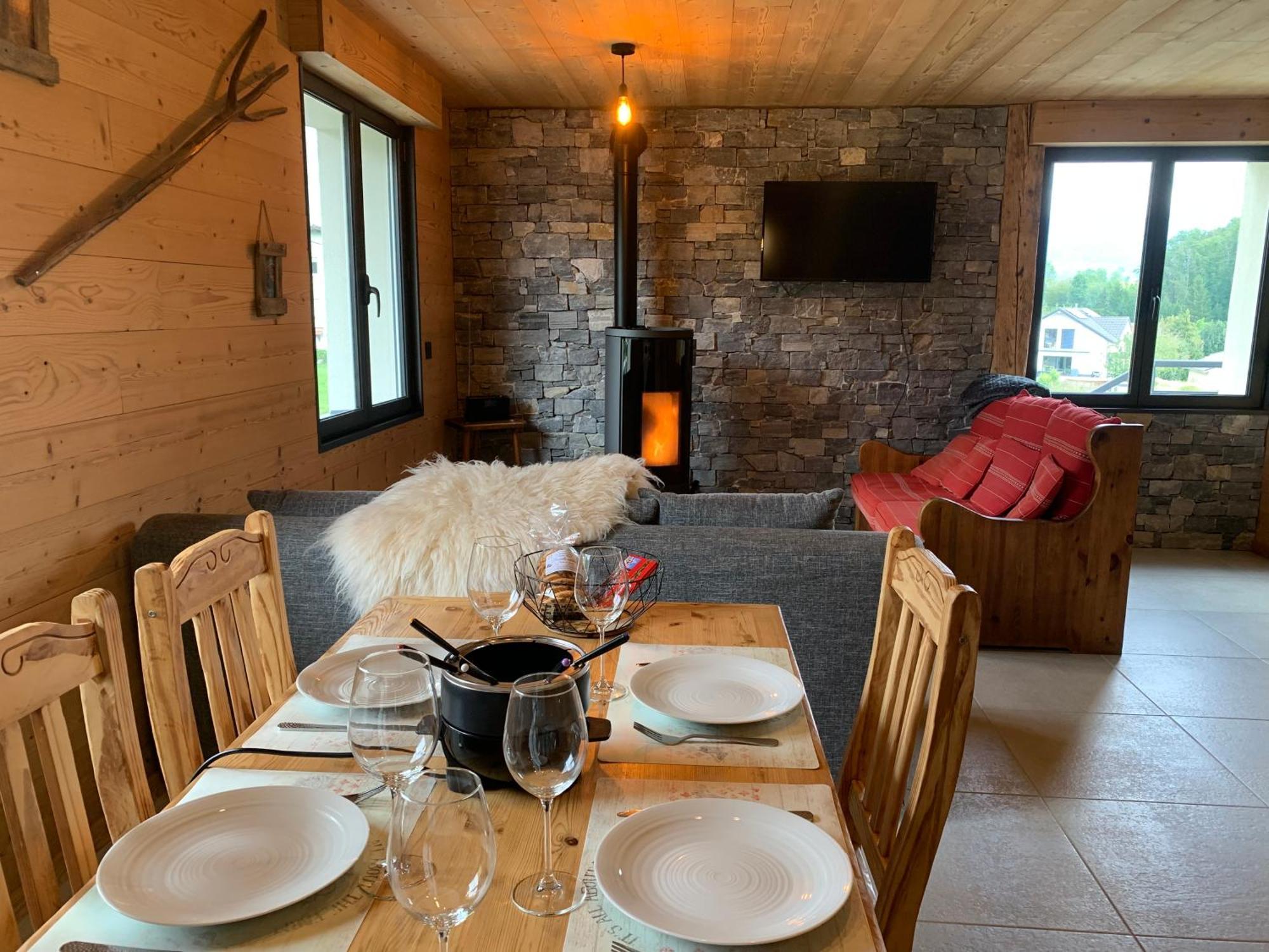 Apartamento L'Ecureuil, Chez Le Charpentier D'Antan, La Chaleur Du Bois, Le Calme De La Campagne Epagny Metz-Tessy Exterior foto